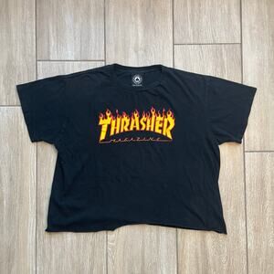 Thrasher Flame Logo Tee Womens Medium Black Cropped Skate Streetwear Graphic